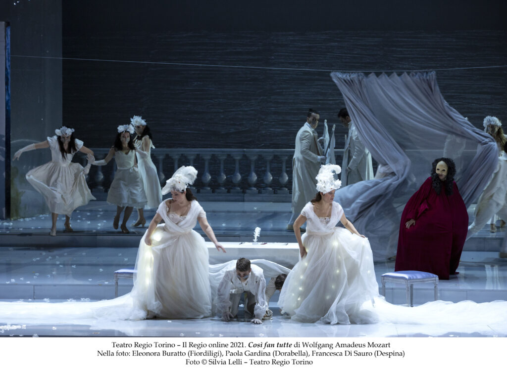 Cosi-fan-tutte_Teatro-Regio-Torino_2021