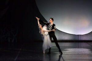 Giselle_Catania