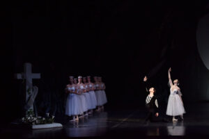Giselle_Catania